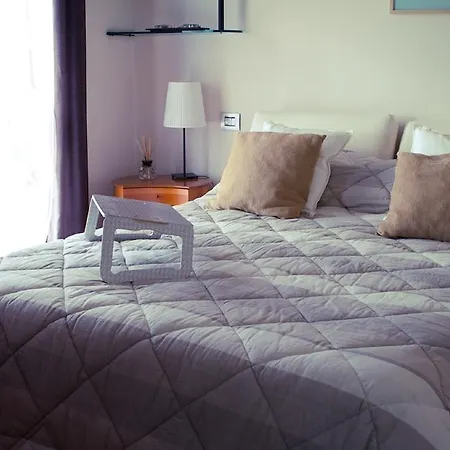 Bi - Bed&Breakfast B&B *